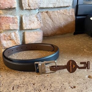 NWT Tommy Bahama Reversible Black & Brown Belt Coated Leather Silver Buckle
